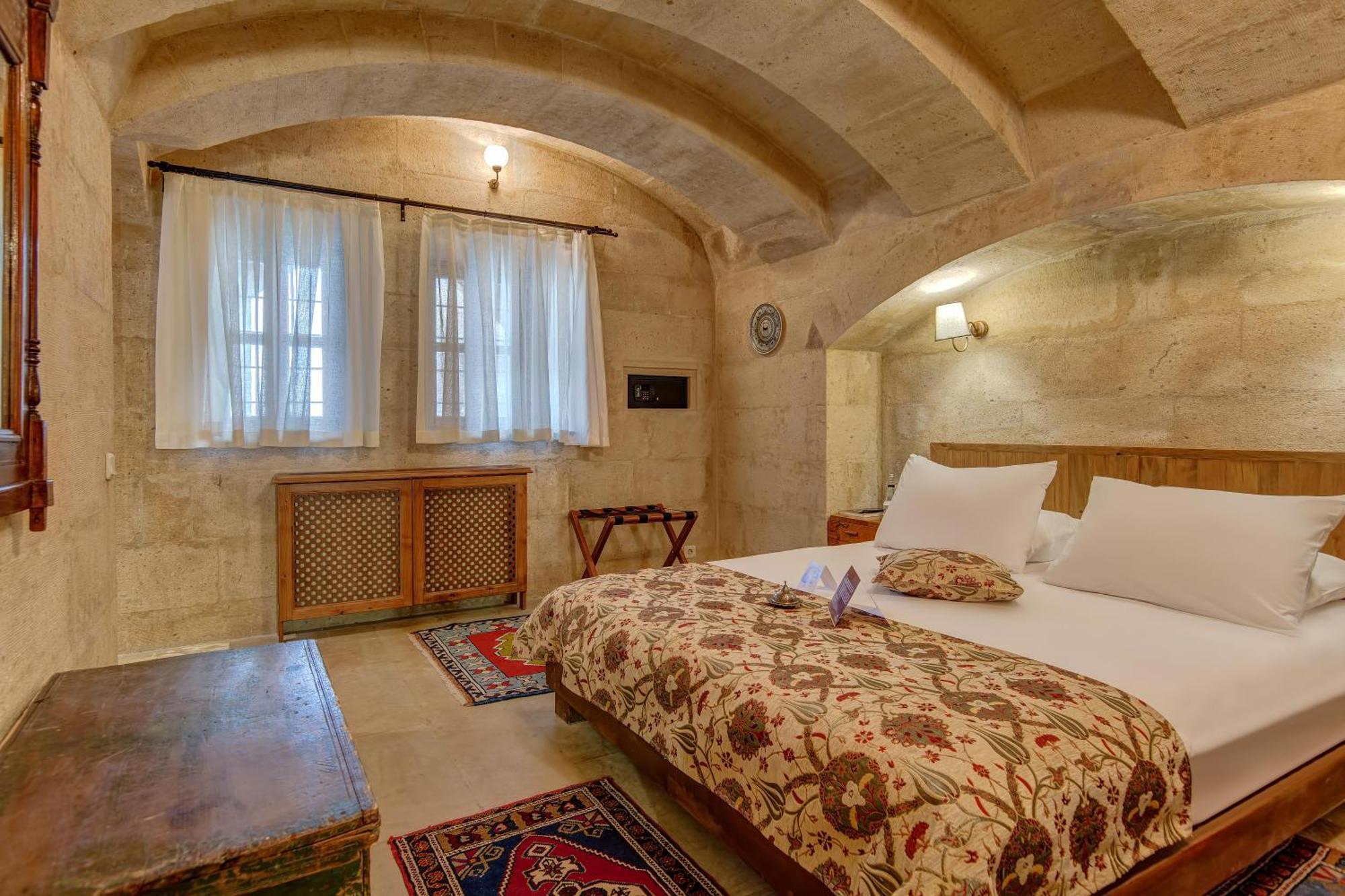 Taskonaklar Hotel 4*